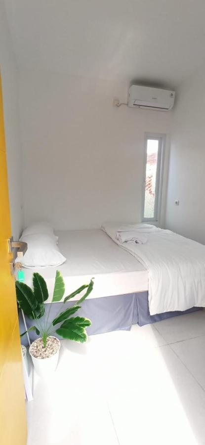 Wisma tamu Daun-daun Syariah
